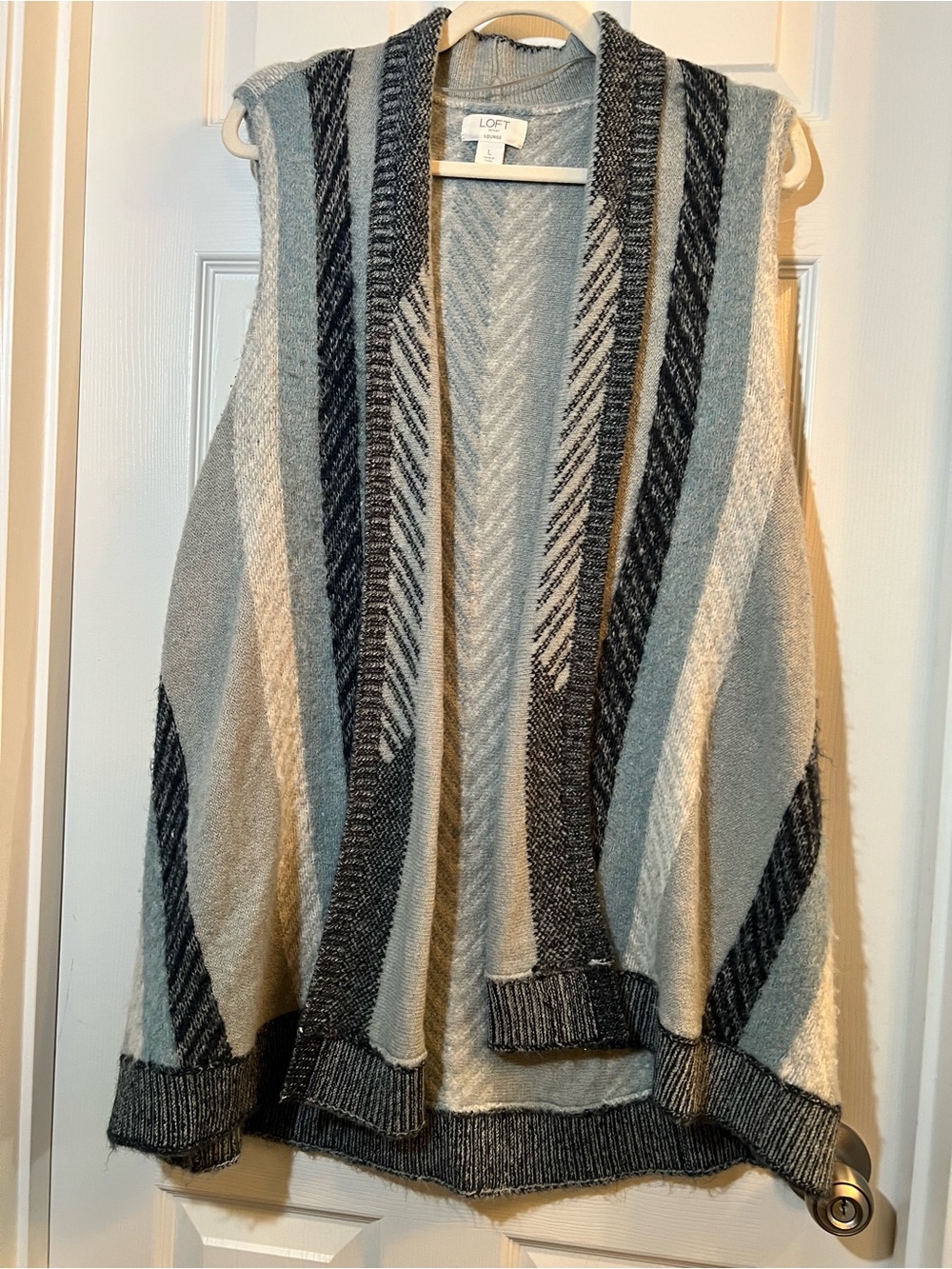 🦋 LOFT bluishGray and Black Striped Open-Front Sweater Vest size large